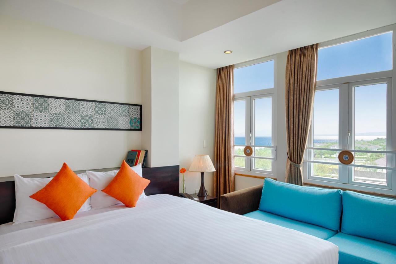 Beach House An Thuong Hotel Дананг Екстериор снимка