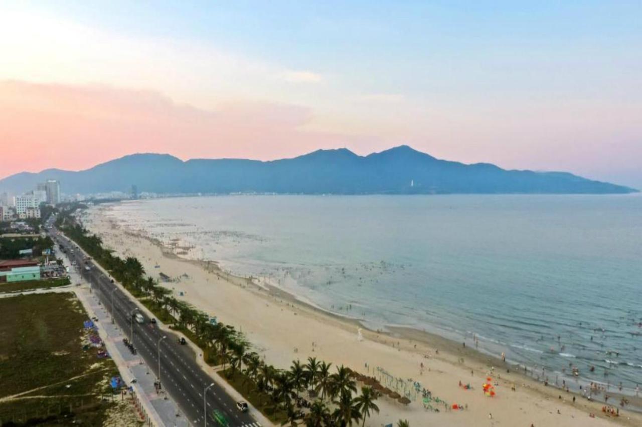 Beach House An Thuong Hotel Дананг Екстериор снимка